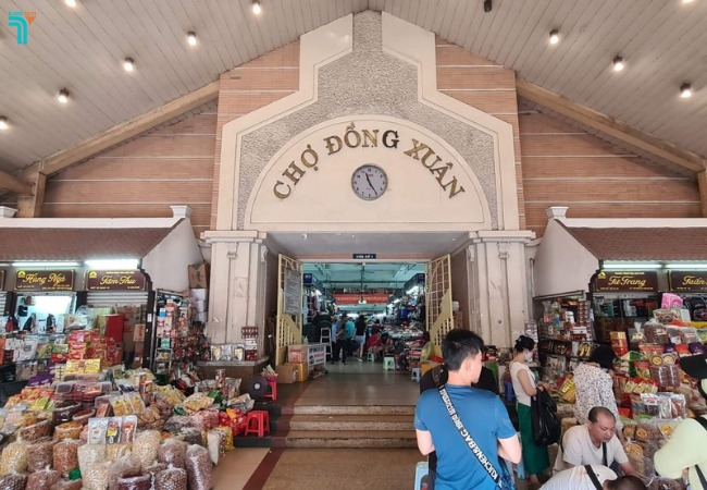 Một góc chợ Đồng Xuân