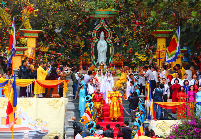 Lễ hội Quan Thế Âm – một trong những lễ hội Phật giáo lớn và nổi bật nhất miền Trung