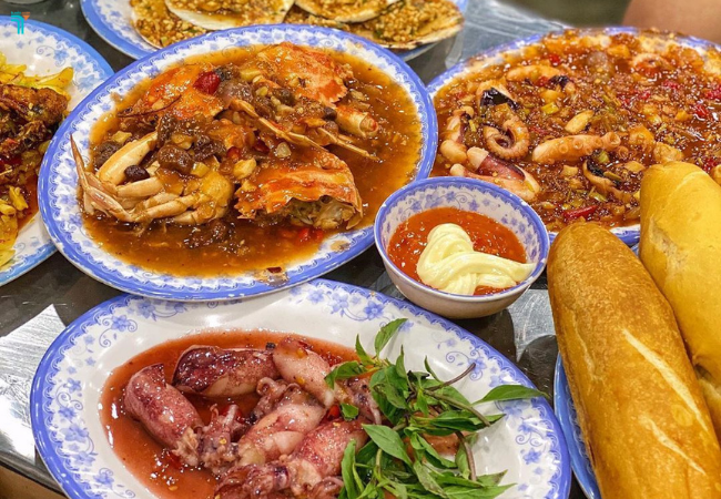 Hải sản Bà Rô với nhiều hải sản tươi sống