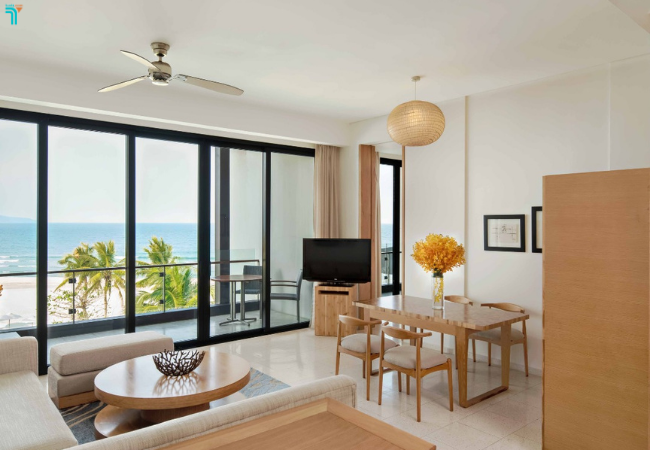 Hyatt Regency Danang Resort and Spa là sự kết hợp giữa thiết kế hiện đại và những nét kiến trúc Việt Nam