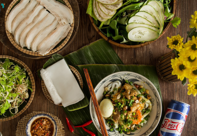 Xiêu lòng với những món đặc trưng của xứ Quảng tại Mỳ Quảng Bà Mua