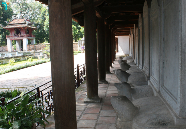 Khu nhà bia tiến sĩ