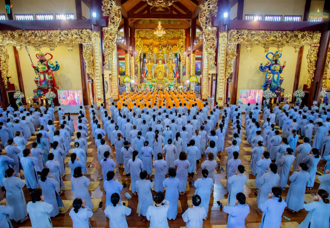 Chùa Ba Vàng trở thành nơi thu hút hàng vạn tín đồ Phật tử trong và ngoài nước về tu học