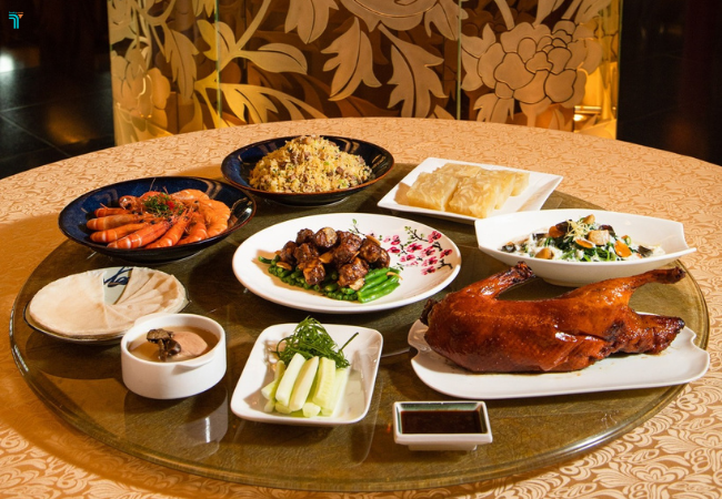 Mỗi món ăn tại Ngân Đình Saigon được chế biến tỉ mỉ, kết hợp hoàn hảo giữa truyền thống và sáng tạo