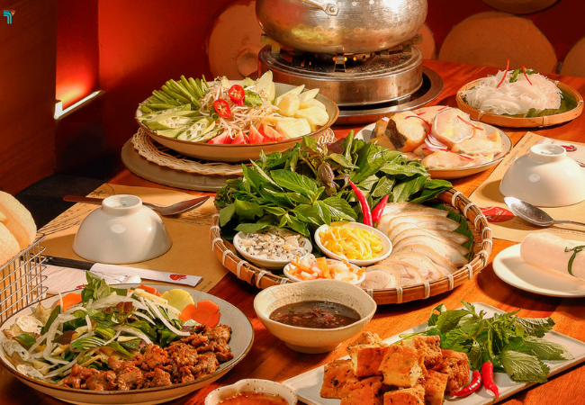 Thực đơn tại nhà hàng Khoái đa dạng theo mùa