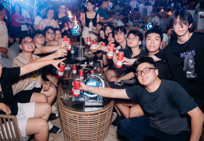 Valley Beach Club địa điểm lý tưởng cho những buổi họp mặt, tiệc tùng