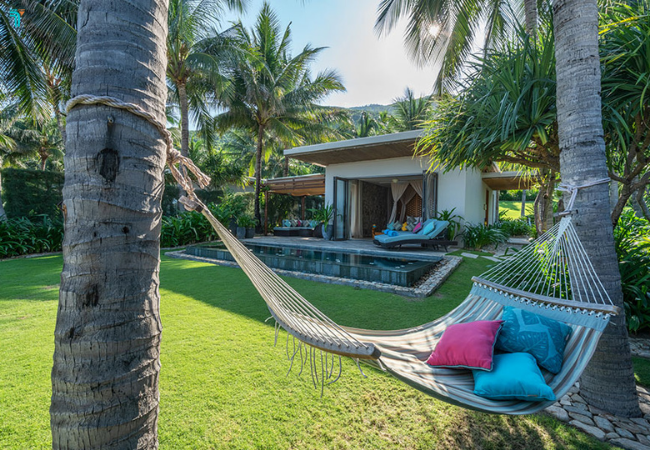 Mia Resort Nha Trang nằm nép mình bên bờ biển đầy nắng yên tĩnh