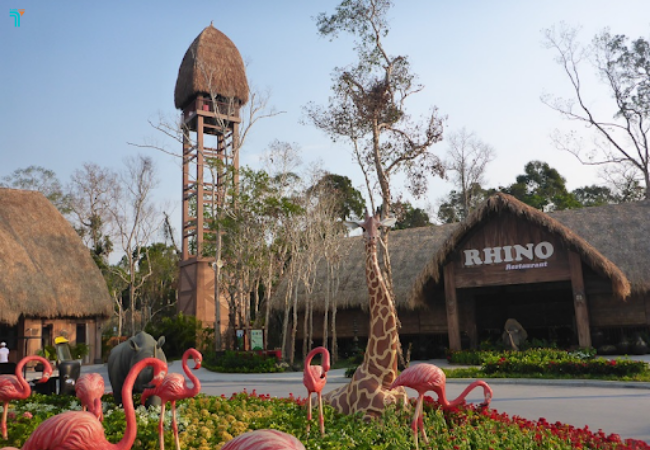 Tại Vinpearl Safari Phú Quốc có nhà hàng phục vụ những món ăn cho du khách tham quan